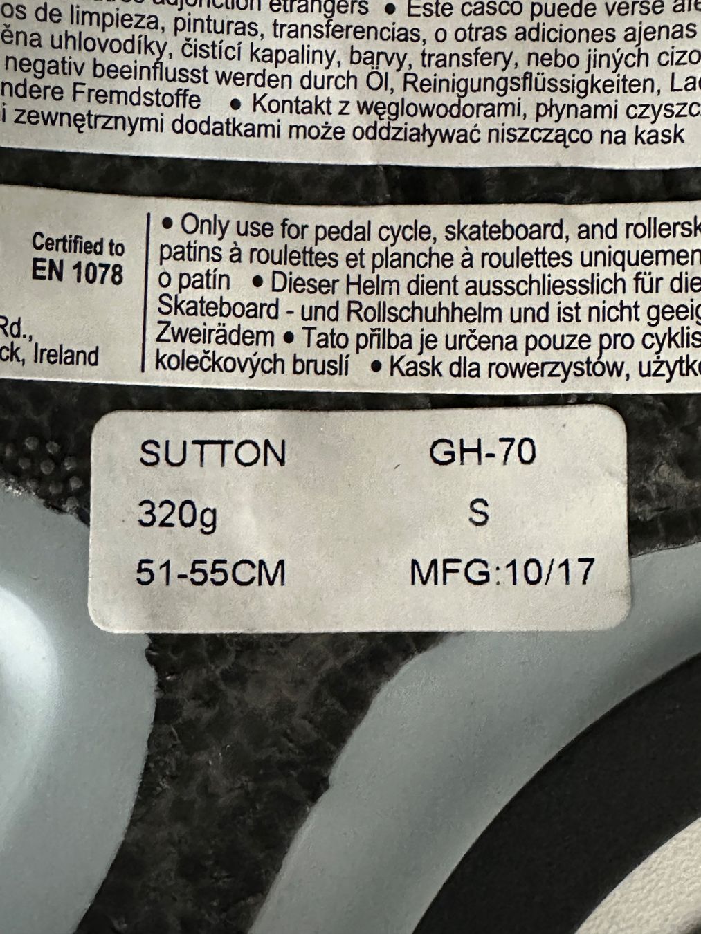 Helme: GIRO Velohelm hellblau – Neu (gemäss Beschreibung) aus Richterswil von Aep 2