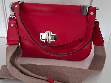 Sac Navyboot en Cuir Rouge à Bandoulière