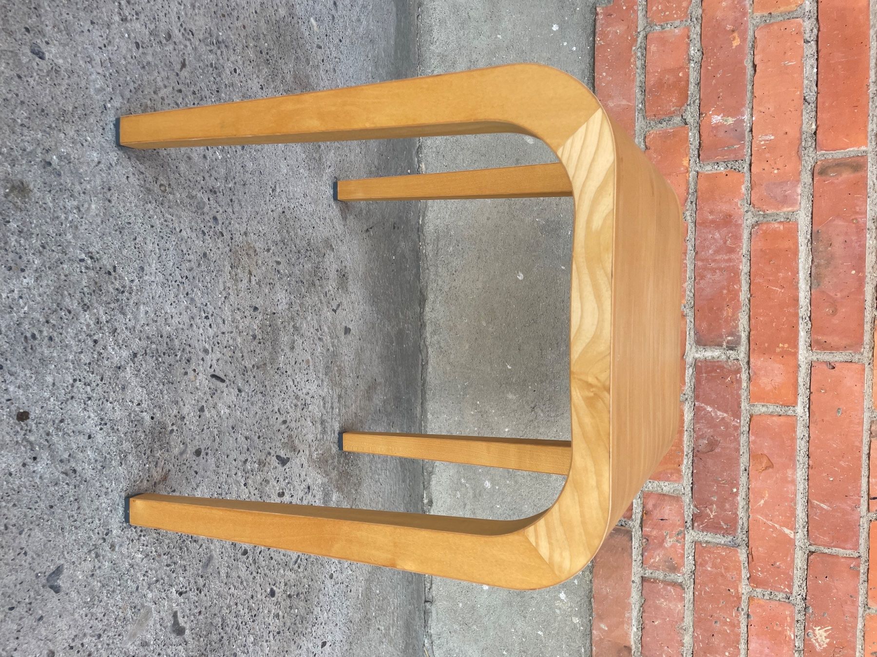 Alias Sgabelli: Alias Laleggera Stool 310 // Riccardo Blumer – Usato da Schinznach-Dorf venduto da mix 4