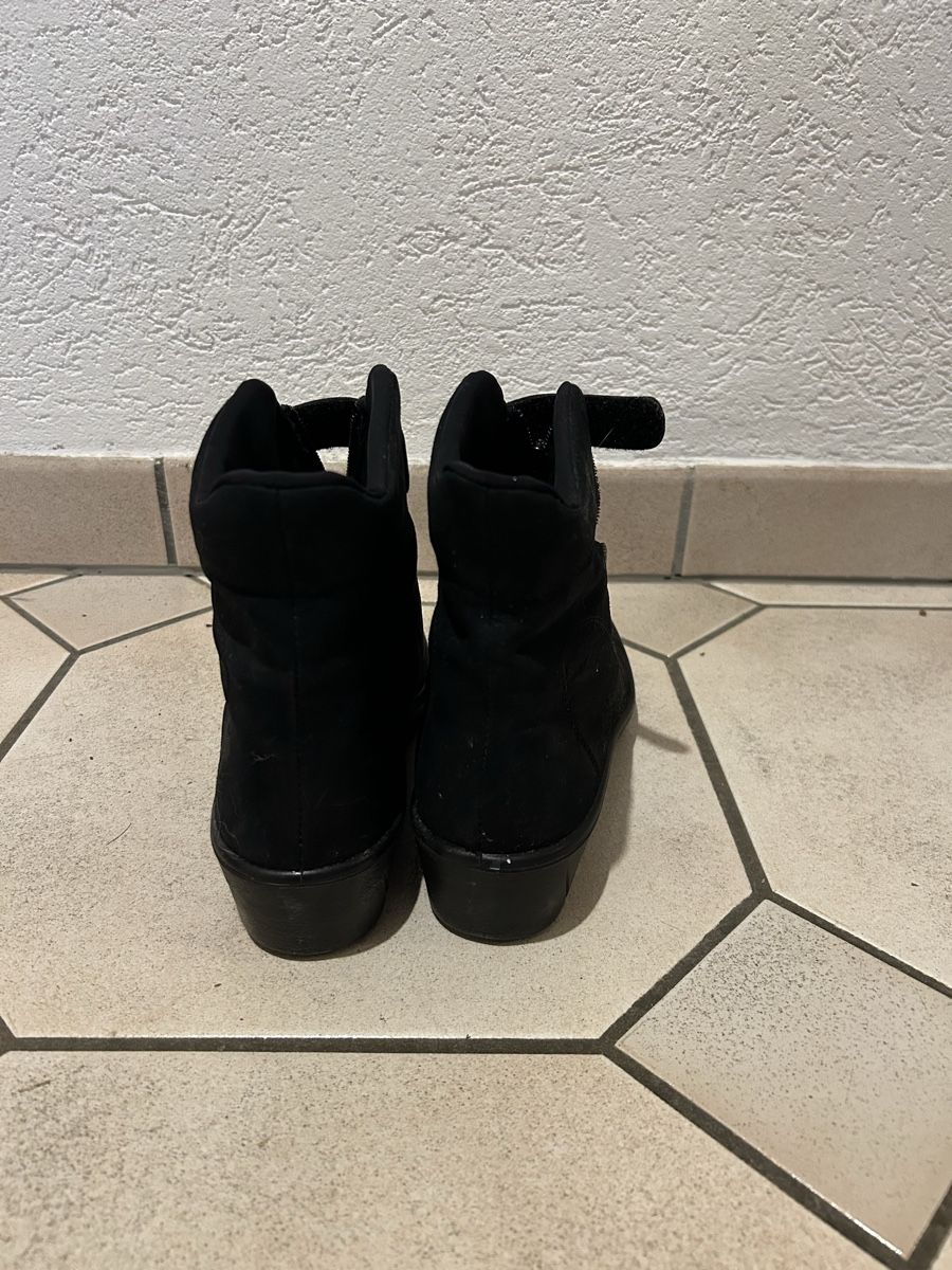 Scarpe da donna: Bottines dame – Usato da Montsevelier venduto da Batson 2