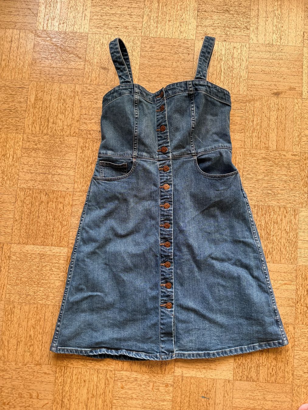 Kleider: 2 Jeanskleider neu L – Gebraucht aus Zürich von bluebirdmon 5