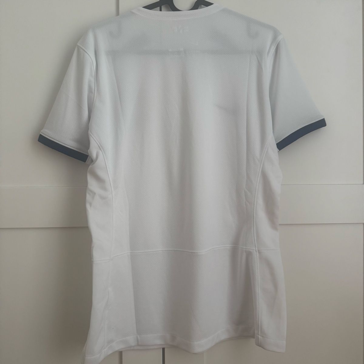 Canottiere & Pantaloni: England Fussball Trikot  – Nuovo (secondo la descrizione) da Sursee venduto da giu_205 1