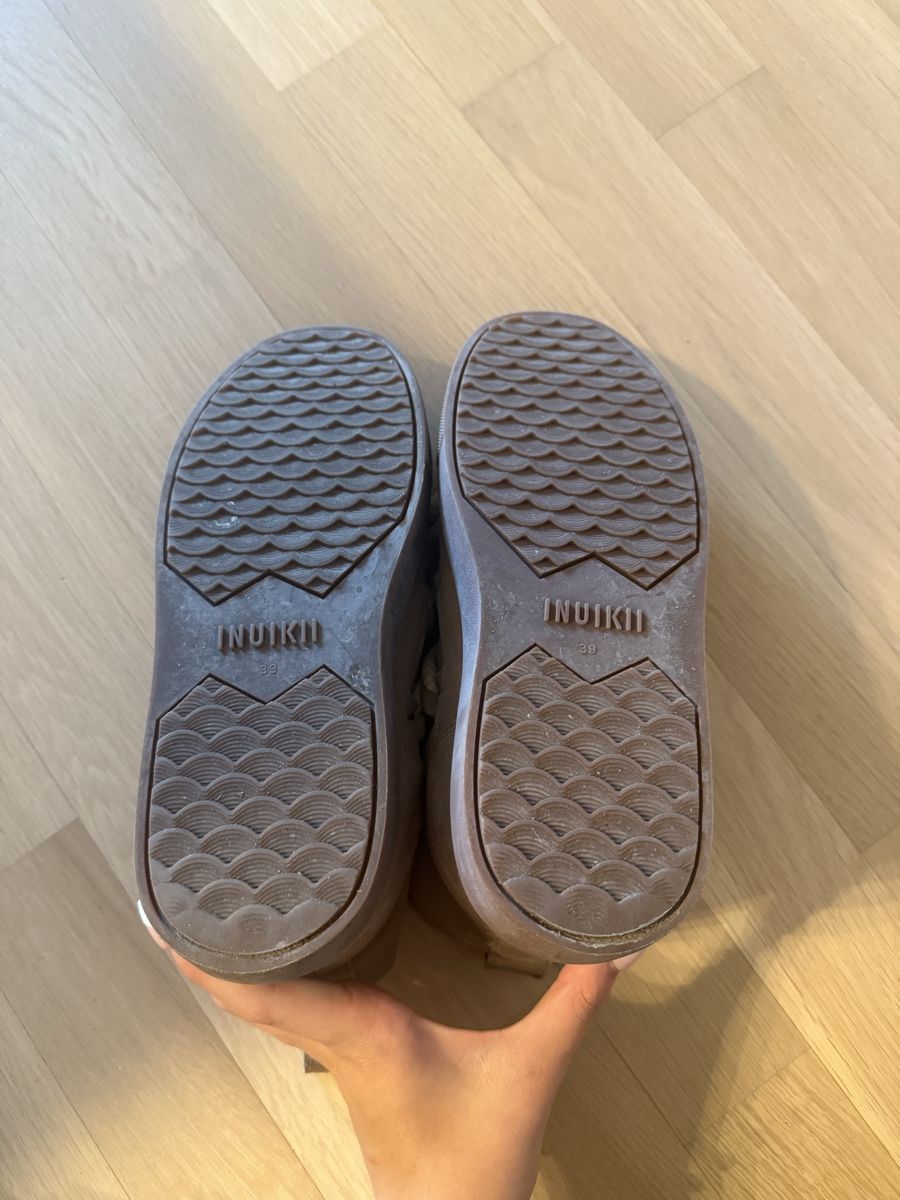 Inuikii Scarpe da donna: Inuikii Boots Grösse 39 – Usato da Konolfingen venduto da chl_my55 3