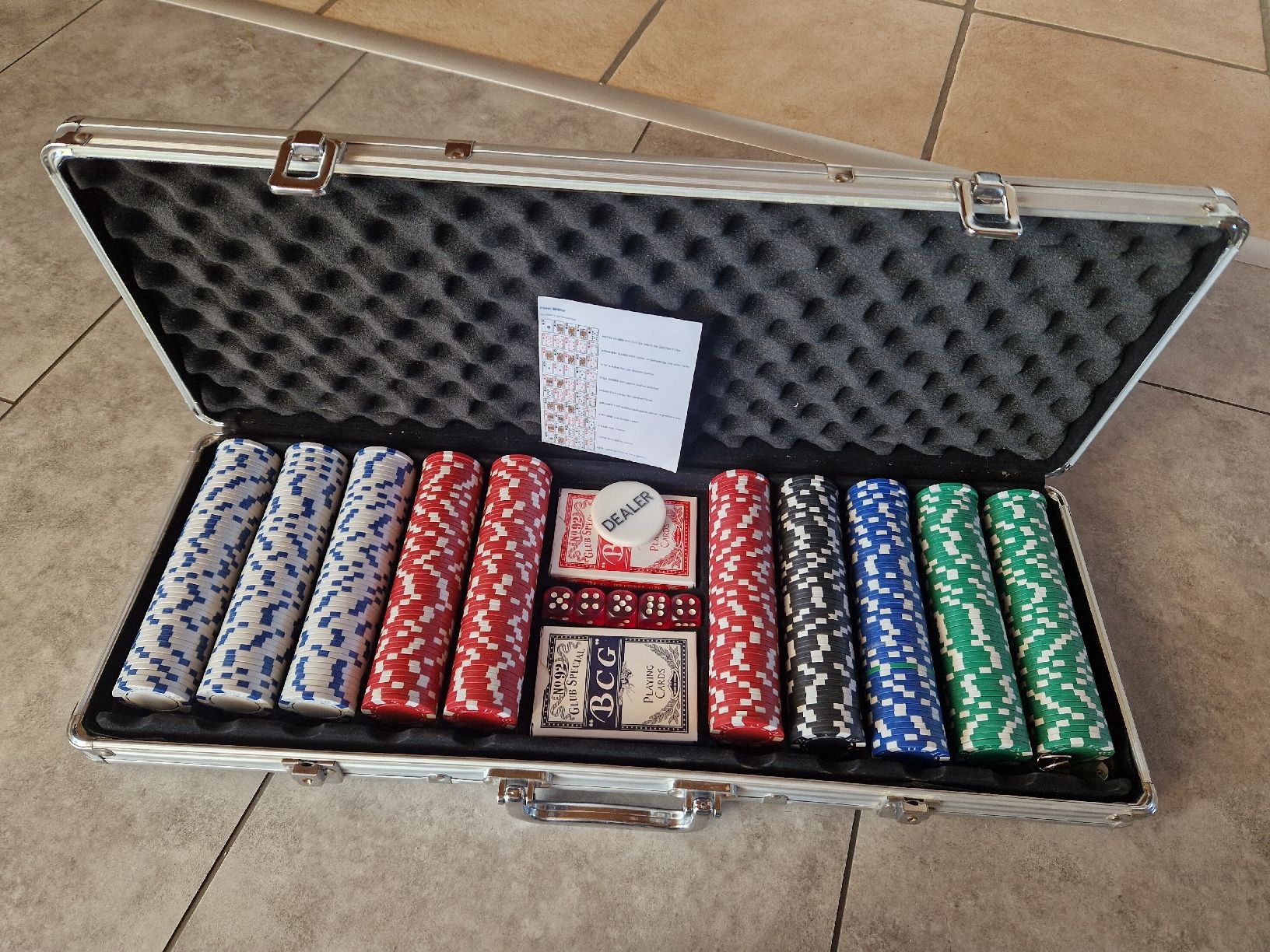 Jeux: Pokerkoffer – D'occasion à Zufikon par Ngigi