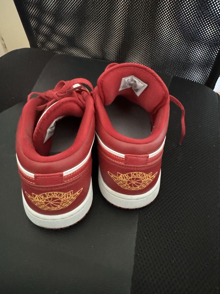 Jordan Scarpe da uomo: Jordan 1 Sneaker - low – Nuovo (secondo la descrizione) da Rüfenacht BE venduto da val_2fyv 2