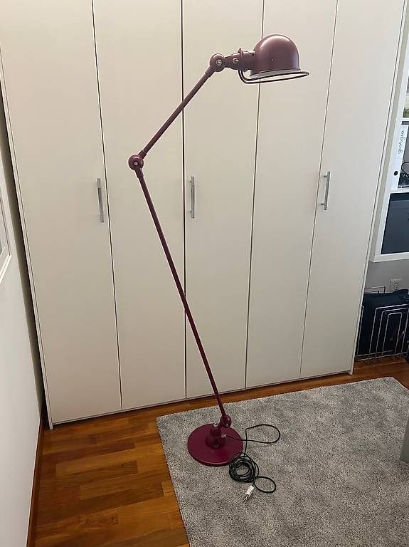 Lampade: Jielde lampada a stelo a due bracci articolati originale  – Usato da massagno venduto da sar_8cdn