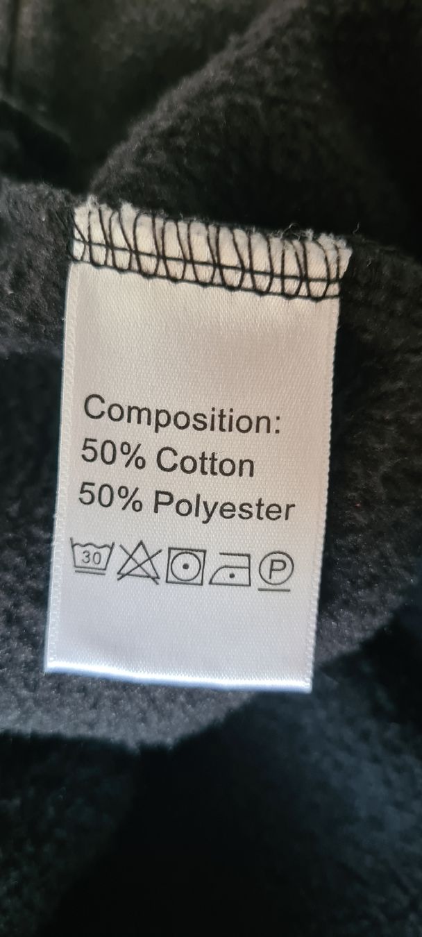 Maglioni & Felpe: Kapuzenpullover Grösse M – Usato da Untersiggenthal venduto da elisabeth076 4