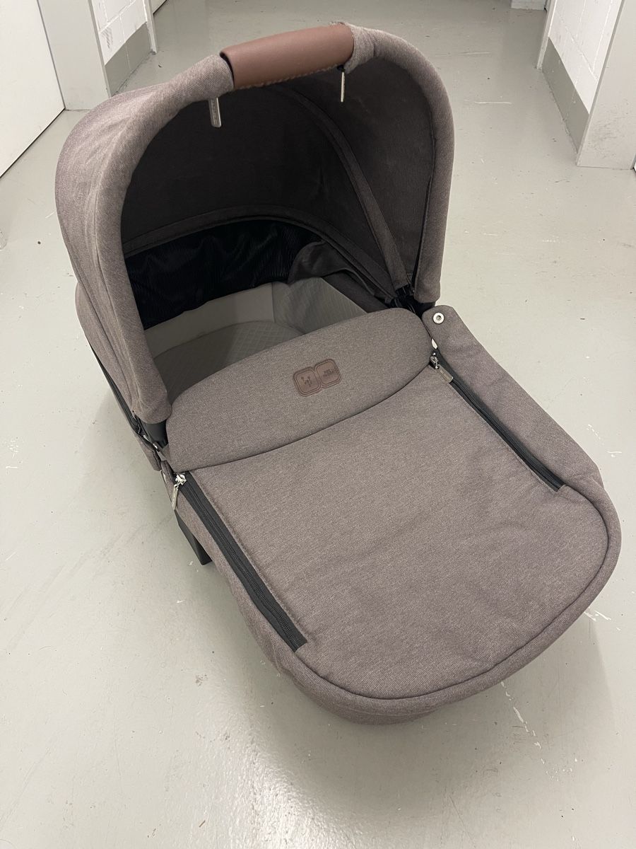 ABC Design Carrozzine: ABC DESIGN Salsa 4 Air nature inkl. Organizer – Usato da Gränichen venduto da ao_cs 4
