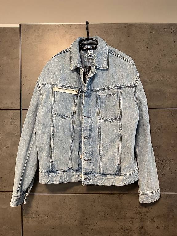 Vestes: Jeans Jacke – D'occasion à Sennhof (Winterthur) par pas_l8vn