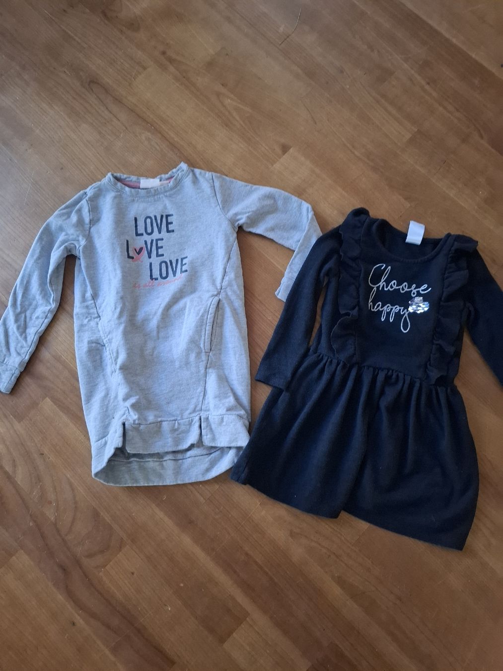 Lotti & Set di vestiti: Langarm Röckli Mädchen Gr 116 – Usato da Hätzingen venduto da Snoopi84