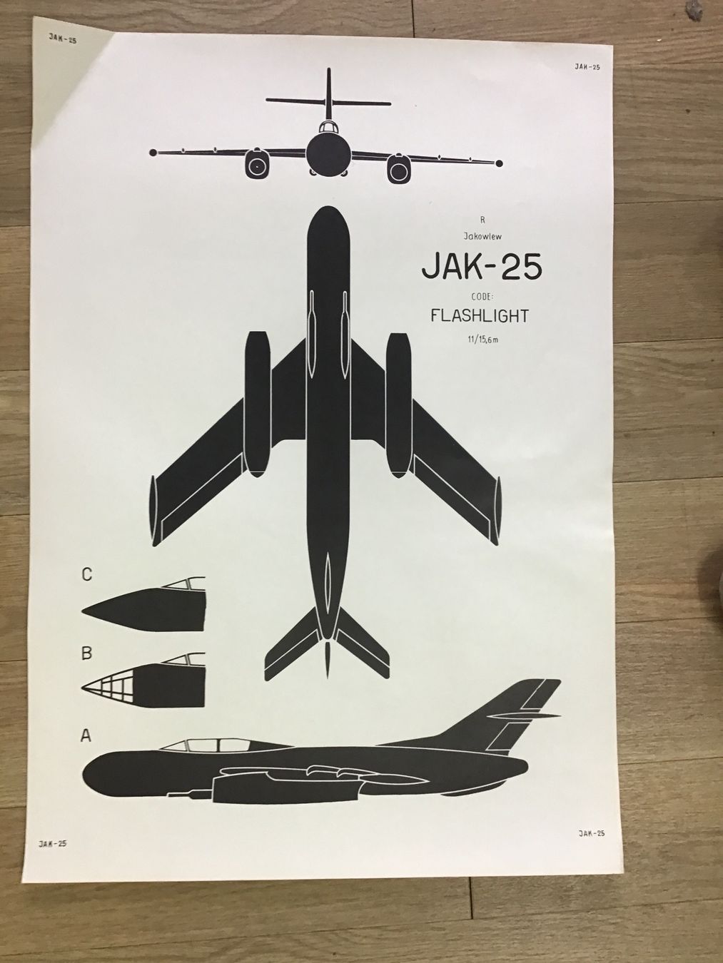 Foto & Immagini: Original Jak-25 Flashlight Flugzeug Plan, selten! – Usato da Männedorf venduto da Modell-Spezialisten 1