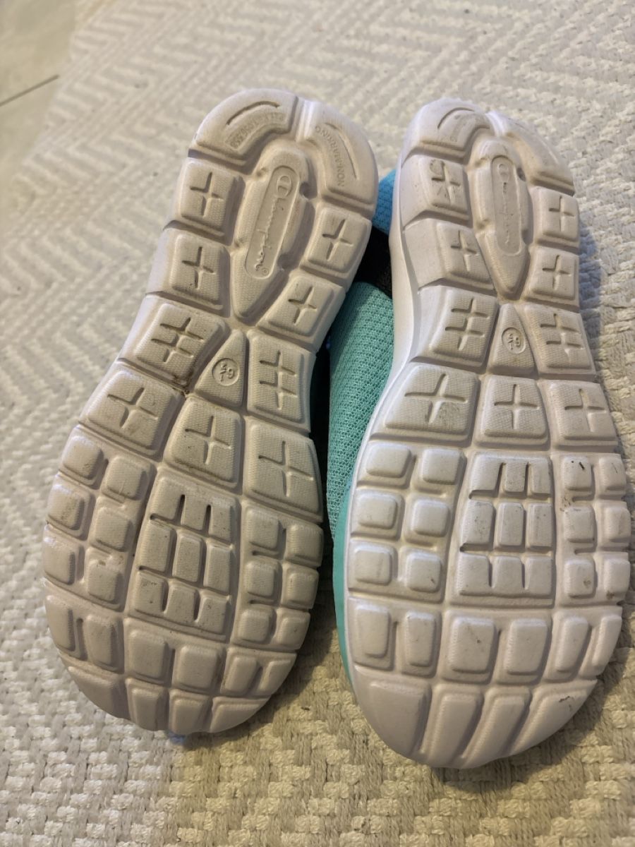 Champion Scarpe da uomo: Champion Hallenschuhe 37 – Usato da Zürich venduto da K.St. 2