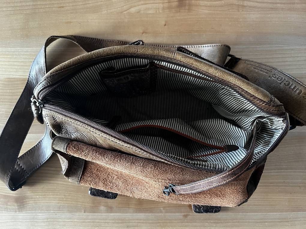 Borse: aunts & uncles Ledertasche – Usato da Attikon venduto da len85 1