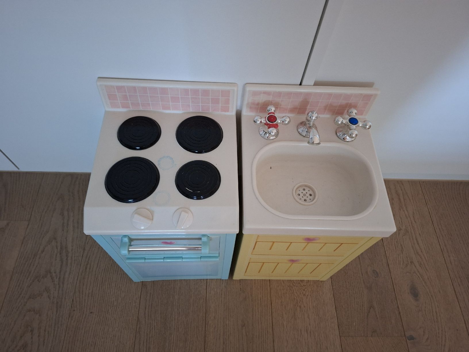 Giocattoli: Playskool Rose Petal Cottage Hasbro – Usato da Meinisberg venduto da MartinaM1972 1