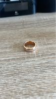 Elegante Damenring Rosegold mit Zirkonia Steinen, Grösse 56