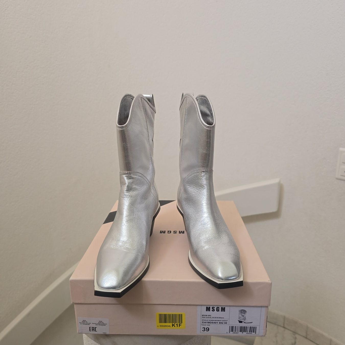 MSGM Chaussures femmes: MSGM Western boots, size 39 – D'occasion à Spreitenbach par Breezyel