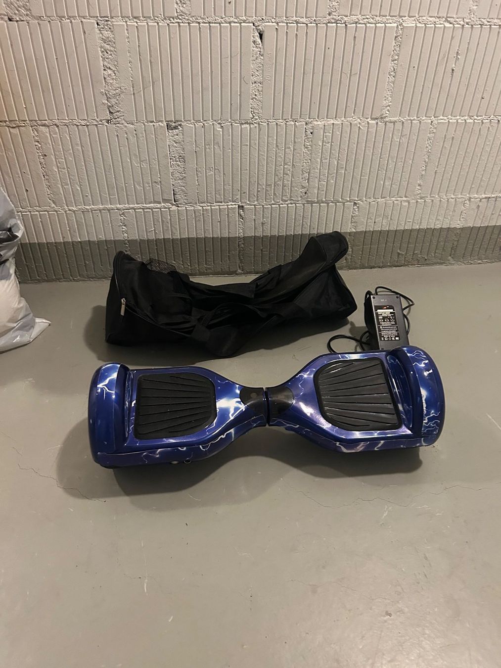 Hoverboards: Hoverboard blau mit blitzen und Zubehör – Gebraucht aus Wabern von belka72 1