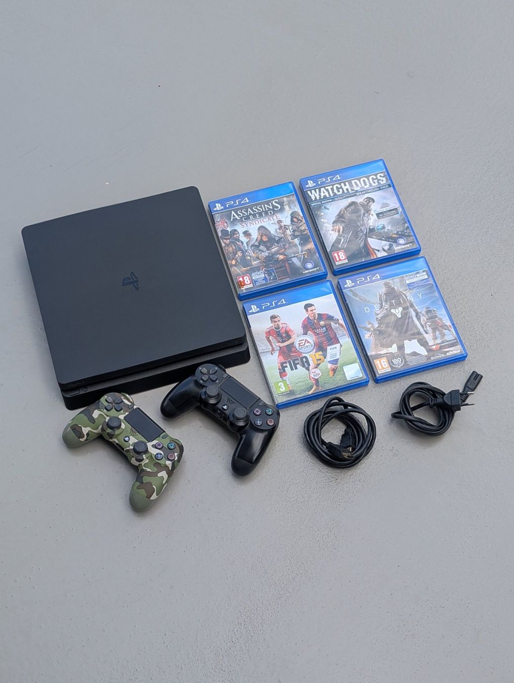 Sony Consoles: PlayStation 4 Slim 1TB + 16 Spiele – D'occasion à Gümligen par yasko_s1907