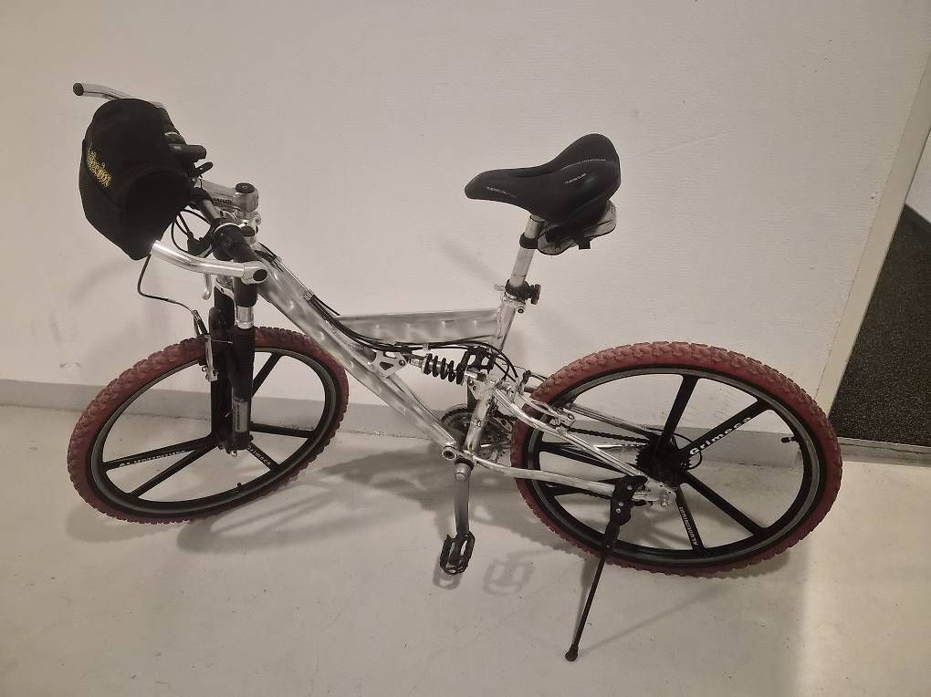 Velos: Fahrrad 26 zoll aluminium  – Gebraucht aus Hindelbank von Andy21073 4