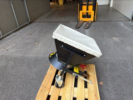 Salzanhänger für Rasentraktor