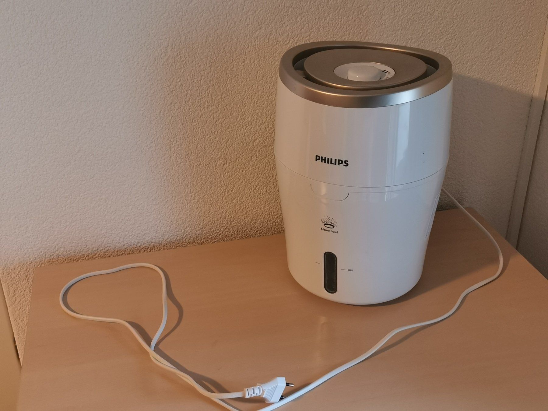 Philips Umidificatori d'aria: Luftbefeuchter, befeuchtet trockene Luft – Usato da Herzogenbuchsee venduto da knisteri