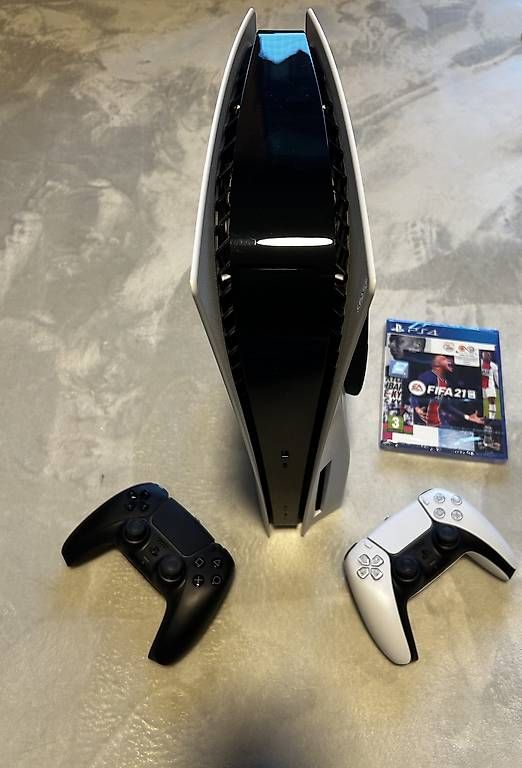 Console: PlayStation 5 PS5 825GB mit Disklaufwerk – Usato da Bülach venduto da christyson 2