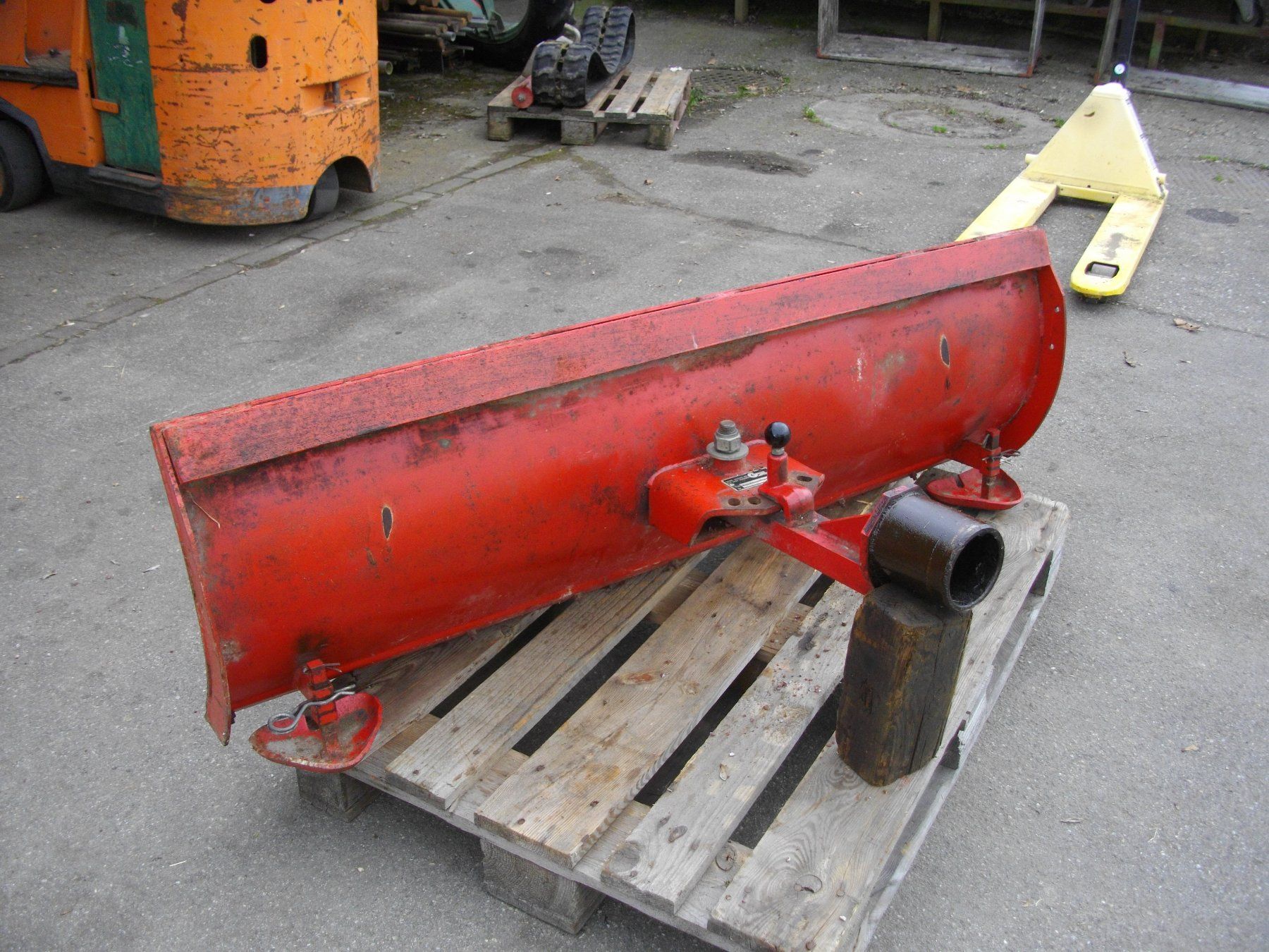 Zaugg Sgombero neve: Schneepflug Zaugg 150 cm – Usato da Oetwil am See venduto da Luna519 1