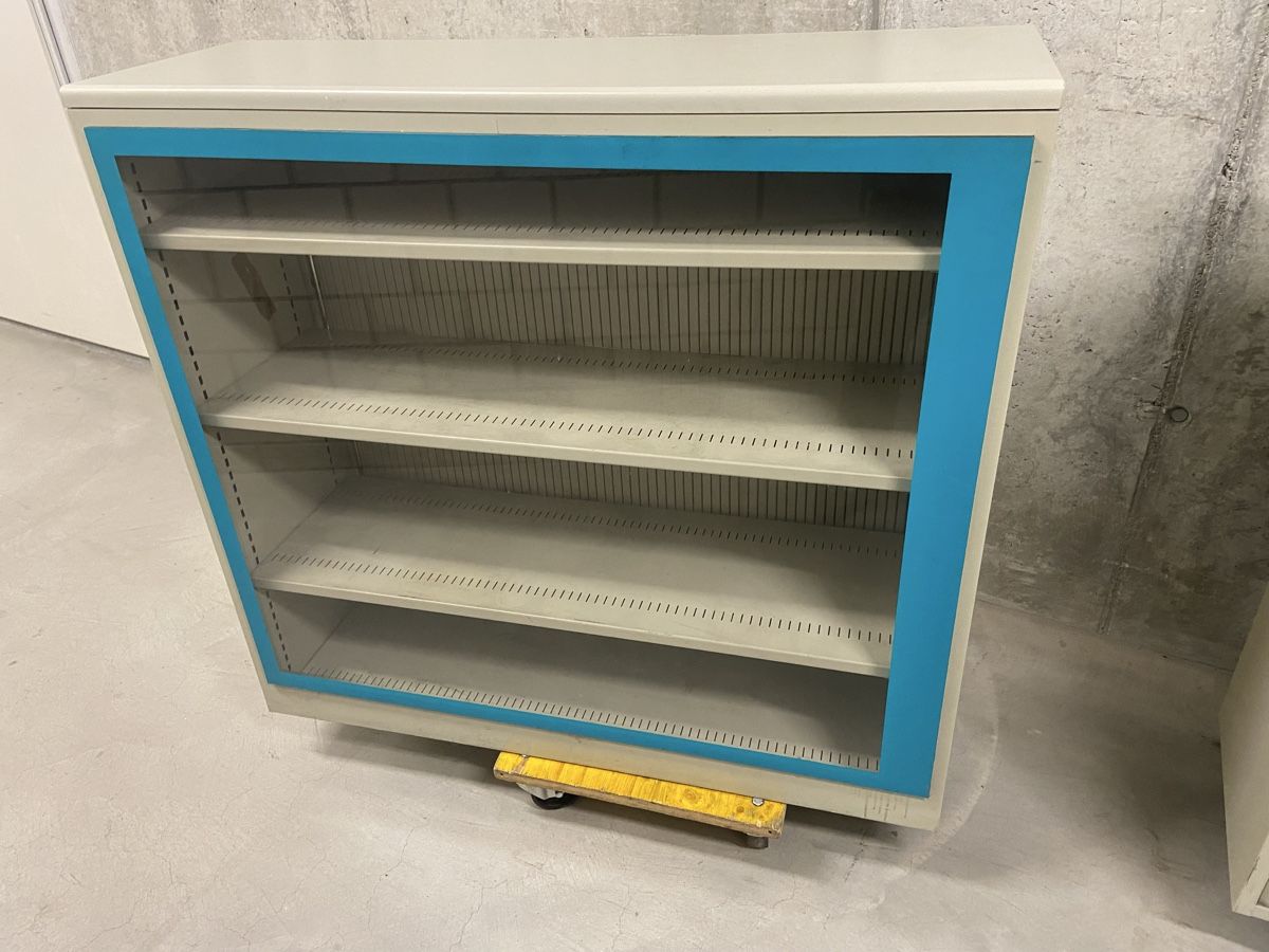 Vetrine: Vitrine Glasvitrine – Usato da Laupen BE venduto da ThePowerOfDreams1 3