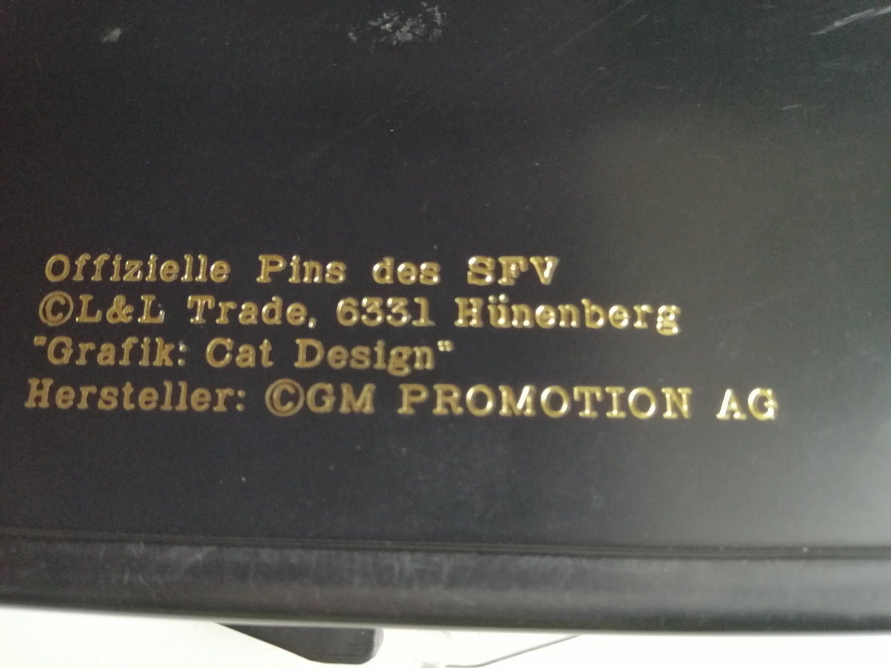 Spille & Fermagli: Fussballpins 5 Stück 1994 – Nuovo e nell'imballaggio originale da Villmergen venduto da MONCHHICHI 2