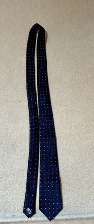 Butler and Webb Silk Tie - Classy Style for Any Occasion