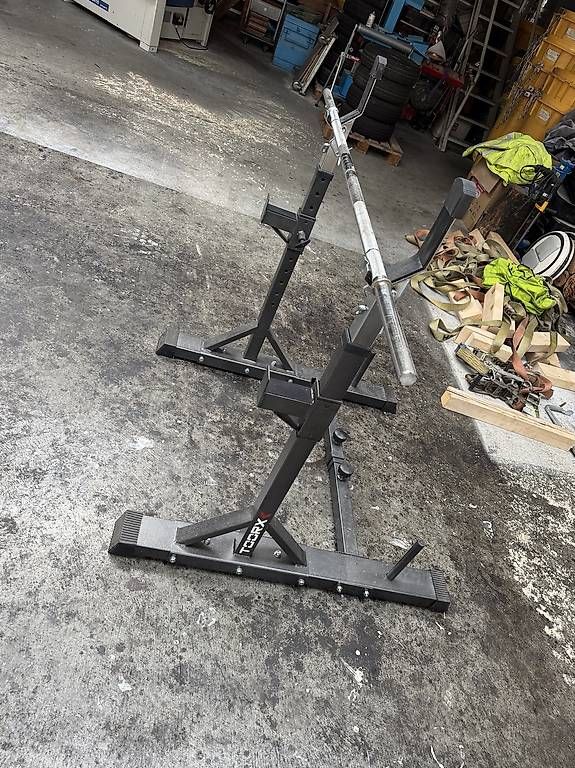 Altro in Decorazioni & Accessori: Rack per panca piana  – Usato da Lugano venduto da GiubbiniD 4