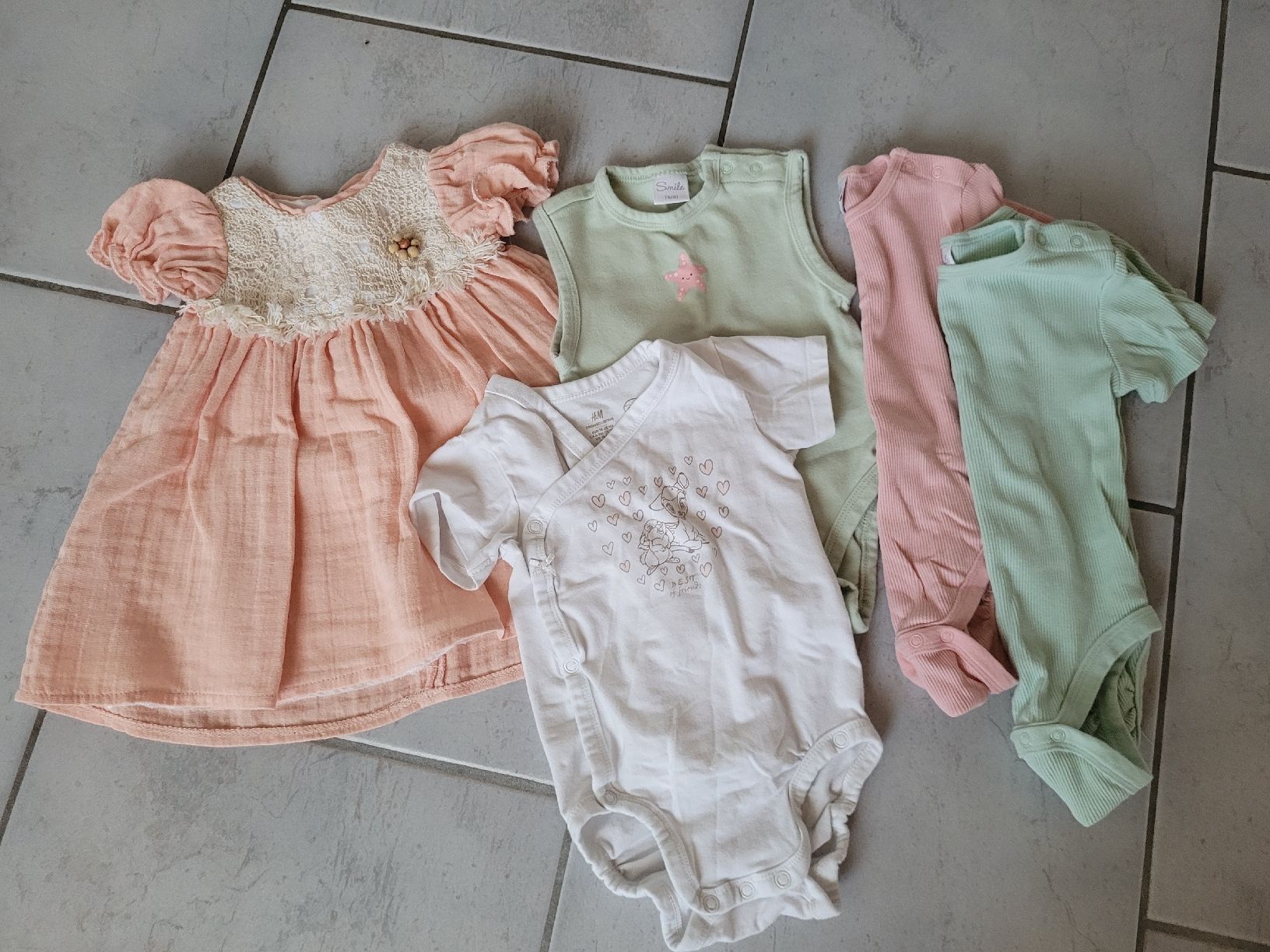 Lotti & Set di vestiti: Sommerset Mädchen Grösse 74 – Nuovo (secondo la descrizione) da Gisikon venduto da Flowerpower92
