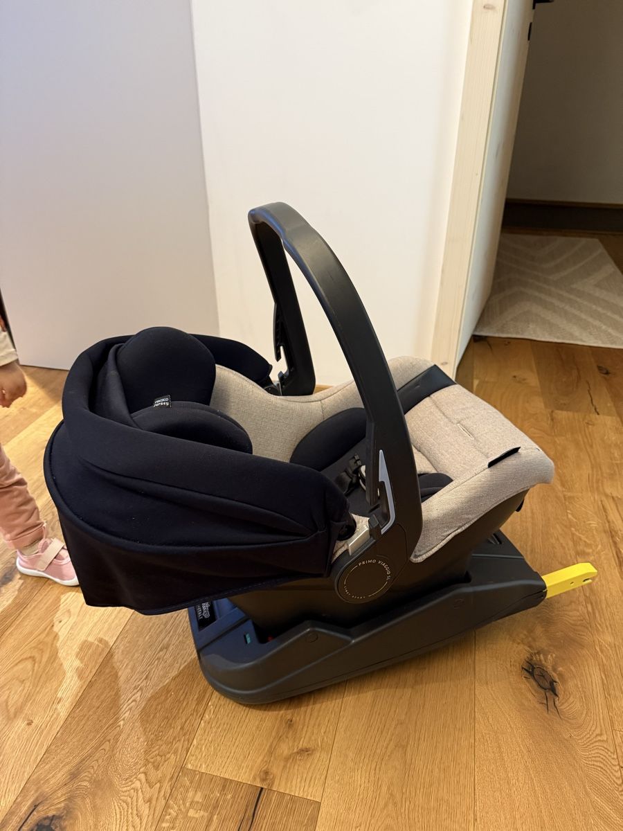 Peg Perego Auto-Kindersitze: Baby Autositz  mit isofix – Gebraucht aus Morschach von iva_ltm5 1