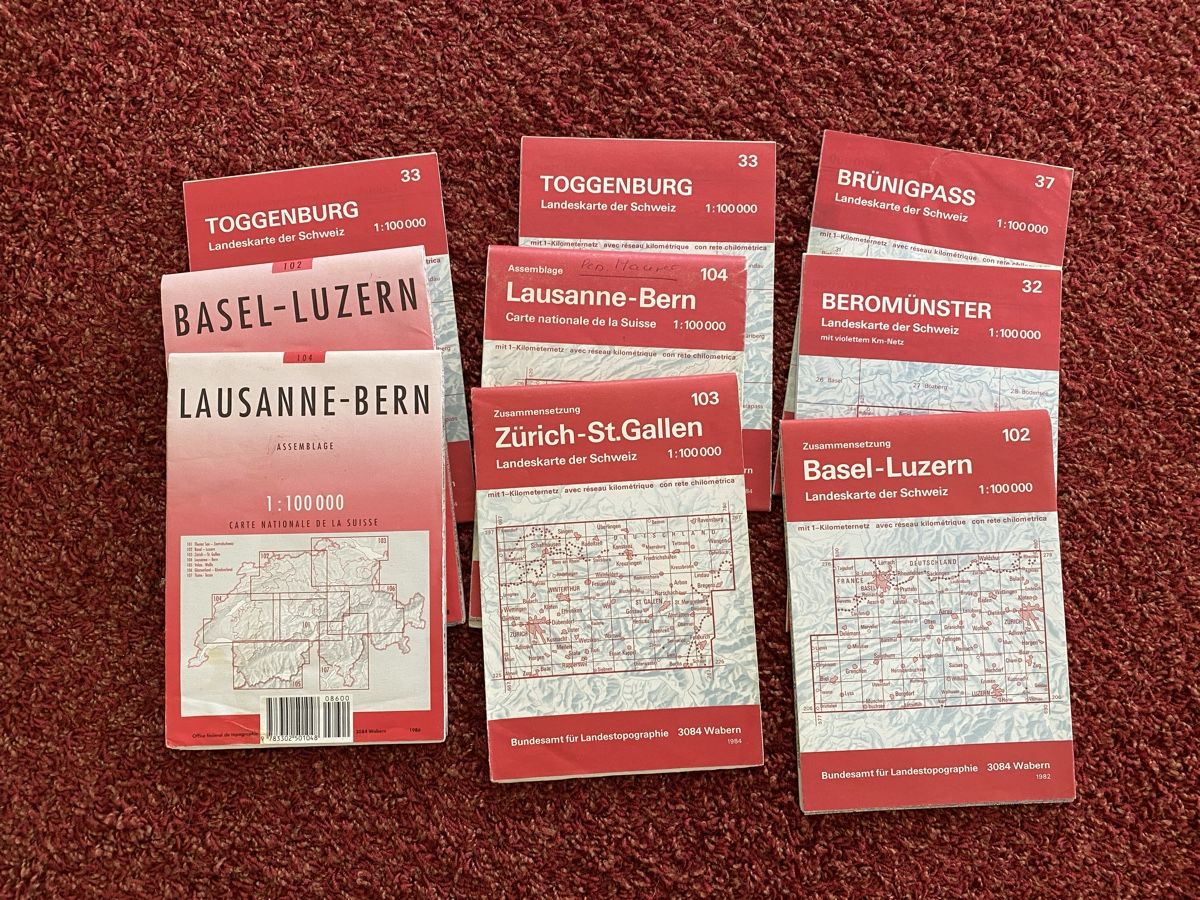 Cartine & Atlanti: Lankarten diverse und Wanderführer – Usato da Rutschwil venduto da Orthoropa