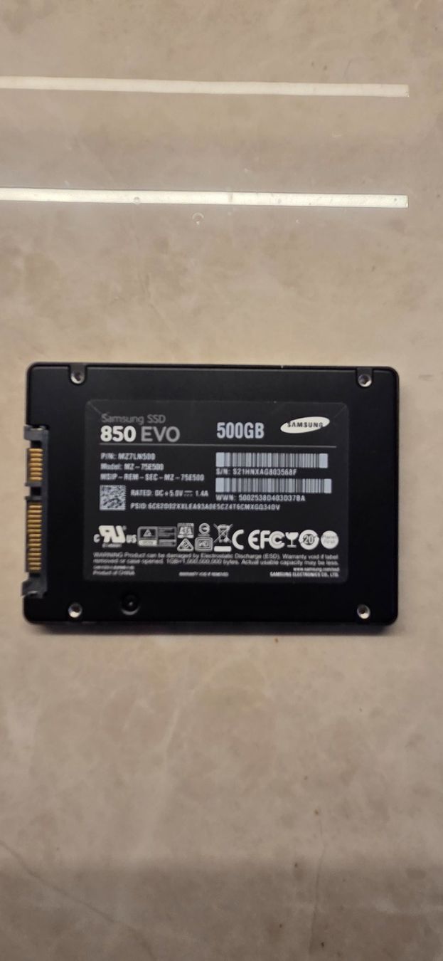 Samsung Disques durs: Samsung 850Evo 500GB SSD – D'occasion à Zihlschlacht par vogelgrip