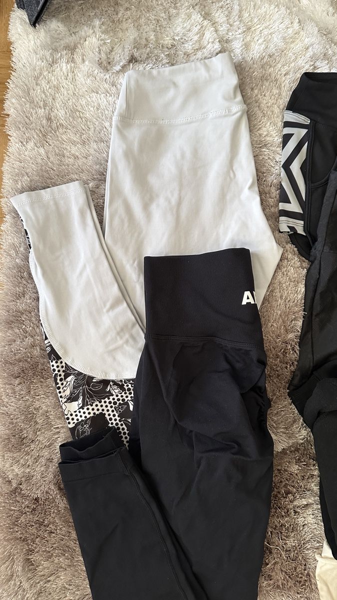 Kleiderpakete: 6-teiliges Sport Set Grösse S – Neu (gemäss Beschreibung) aus Frauenfeld von sarahmaracara 1