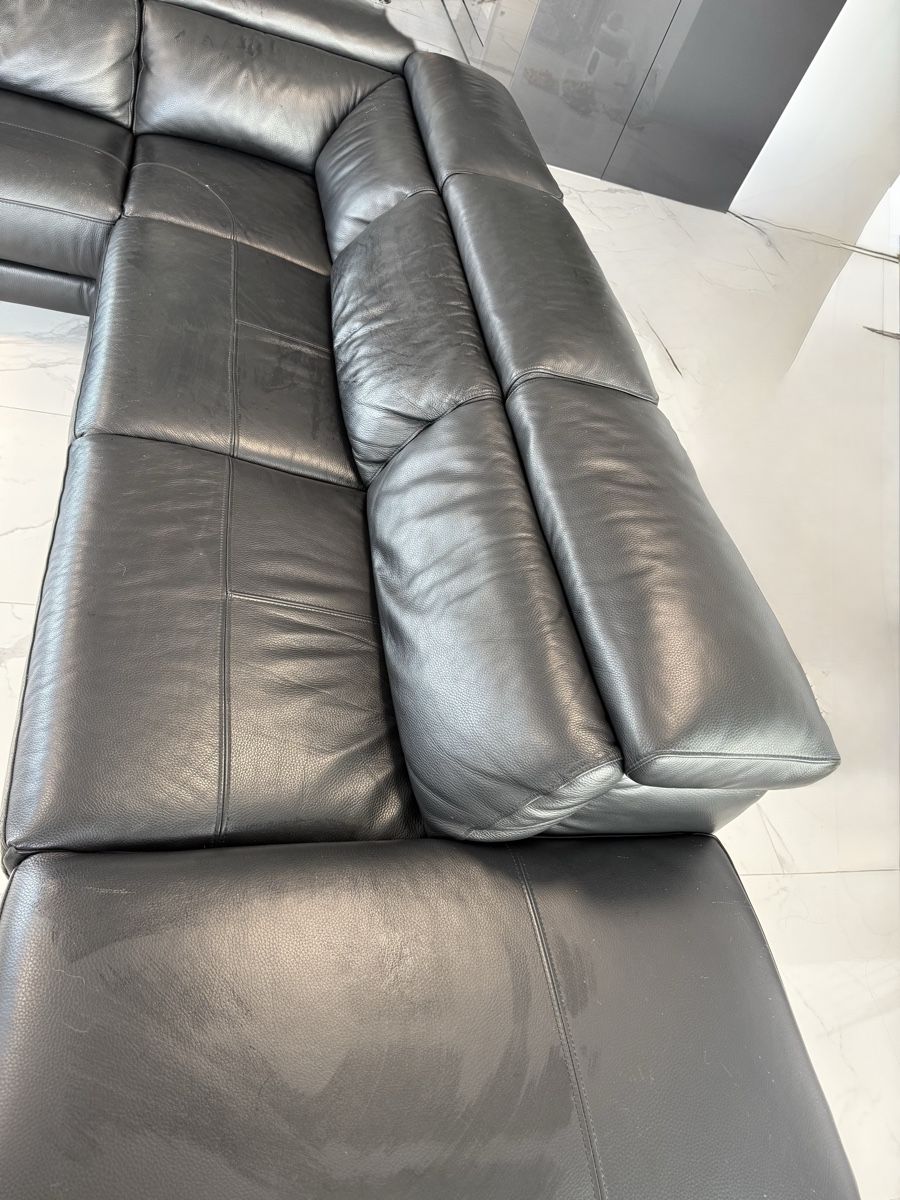 Conforama Sofas: Gratis: Schwarzes Leder-Ecksofa mit elektrischer Relaxfunkti – D'occasion à Oerlingen par ste_22ss 3
