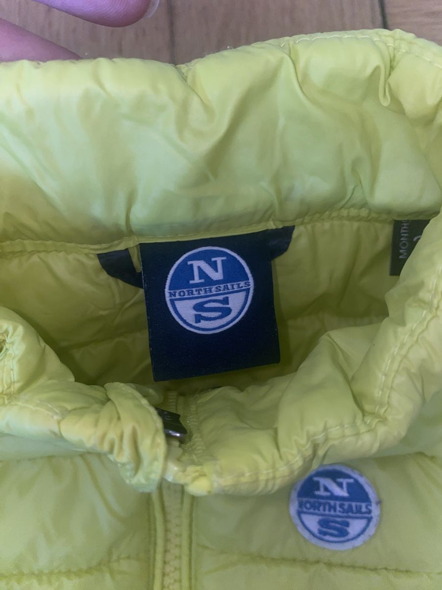 Altro abbigliamento per bambino: Gilet Gr. 92 – Usato da Bern venduto da Elisa64 2