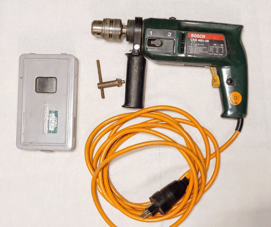 Interrupteur bipolaire Plexo étanche avec prise gris – Sécurité et