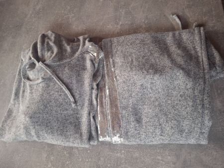 Tenue d intérieur 2 pièces taille M marque Chicorée