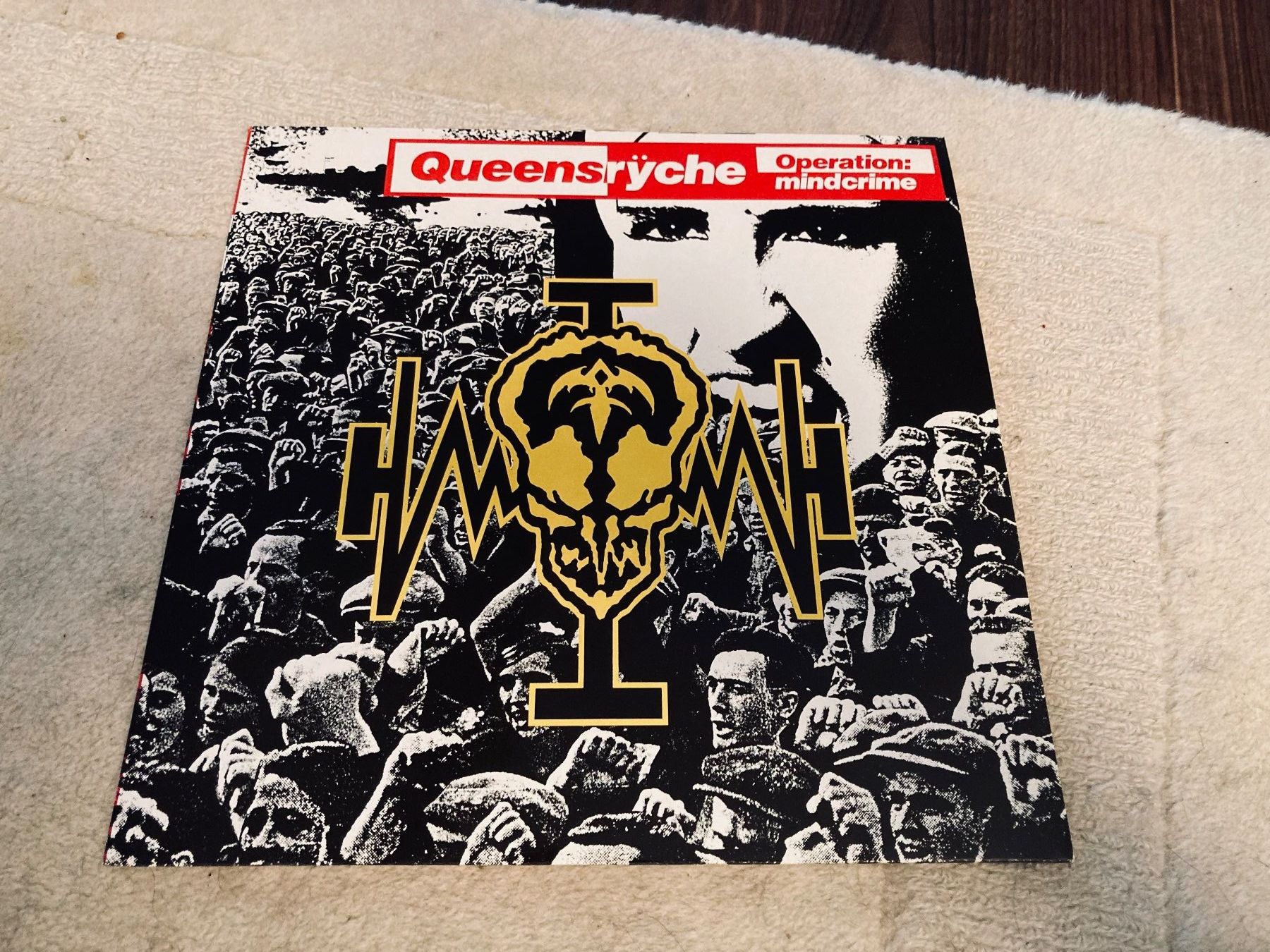 Vinyles: Queensryche - Operation Mindcrime - Original Vinyl! – D'occasion à Wagenhausen par Novafreund283