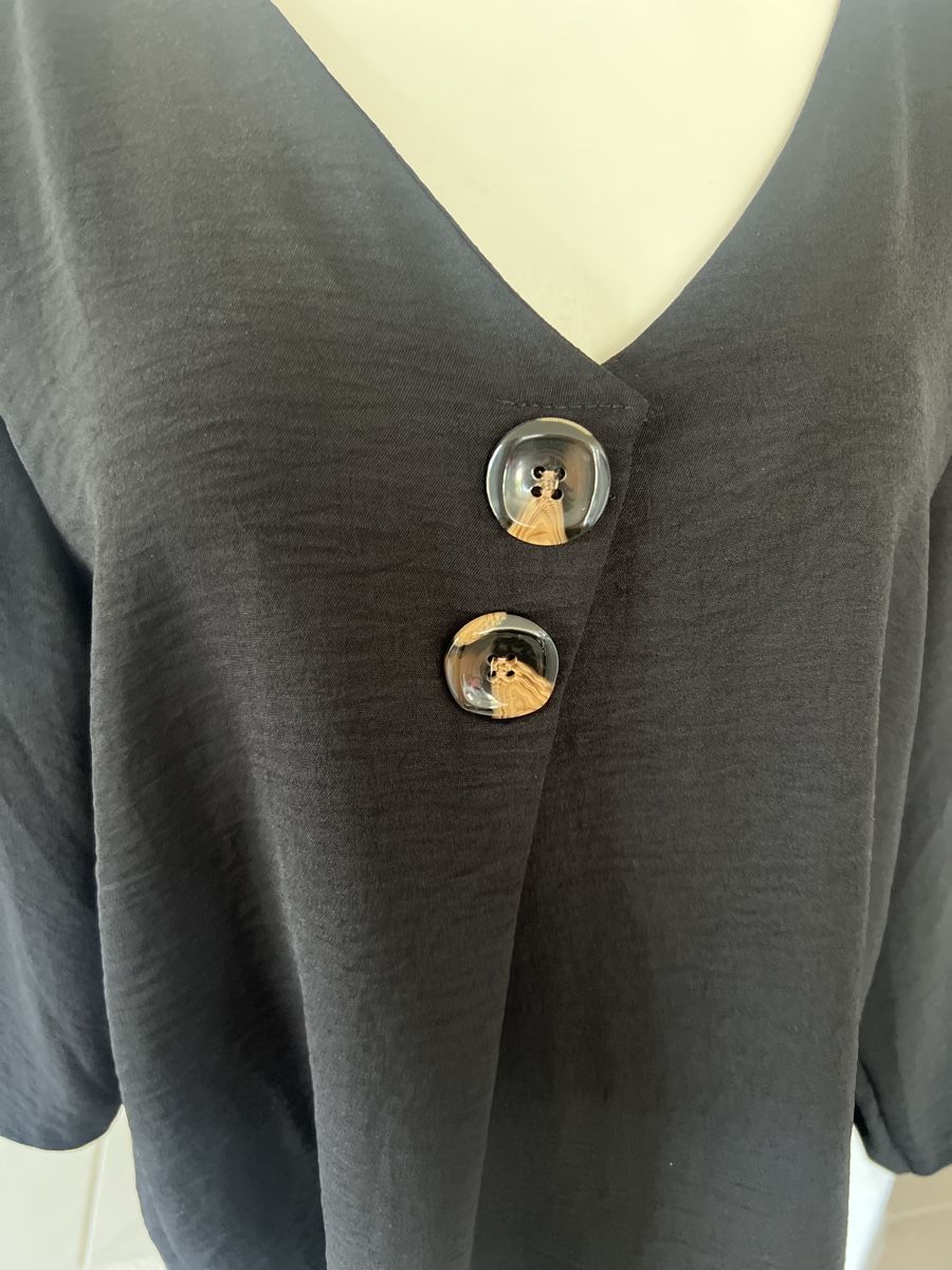 Camicette: Elegante Bluse mit Knöpfen Gr. L – Usato da Seon venduto da Sunny-Schmuck78 1