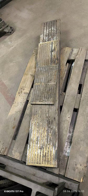 Piatti di portata: MAGNET platten, gebraucht, ideal für Bastler – Usato da Wollerau venduto da SuatT
