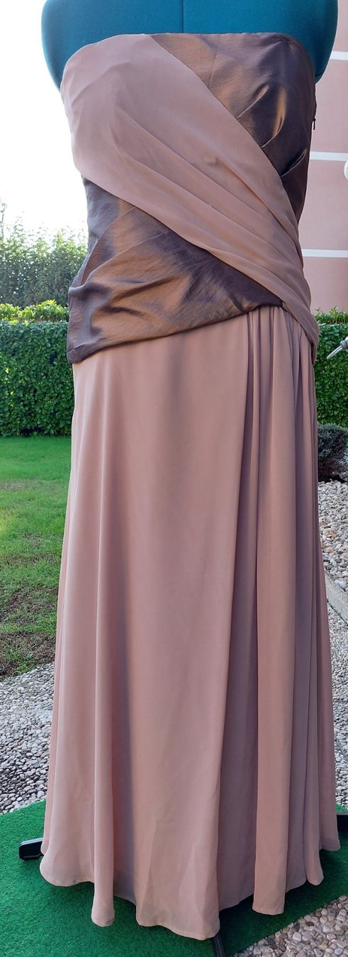 Vestiti: VESTITO ELEGANTE – Usato da Caslano venduto da nes_l6sh