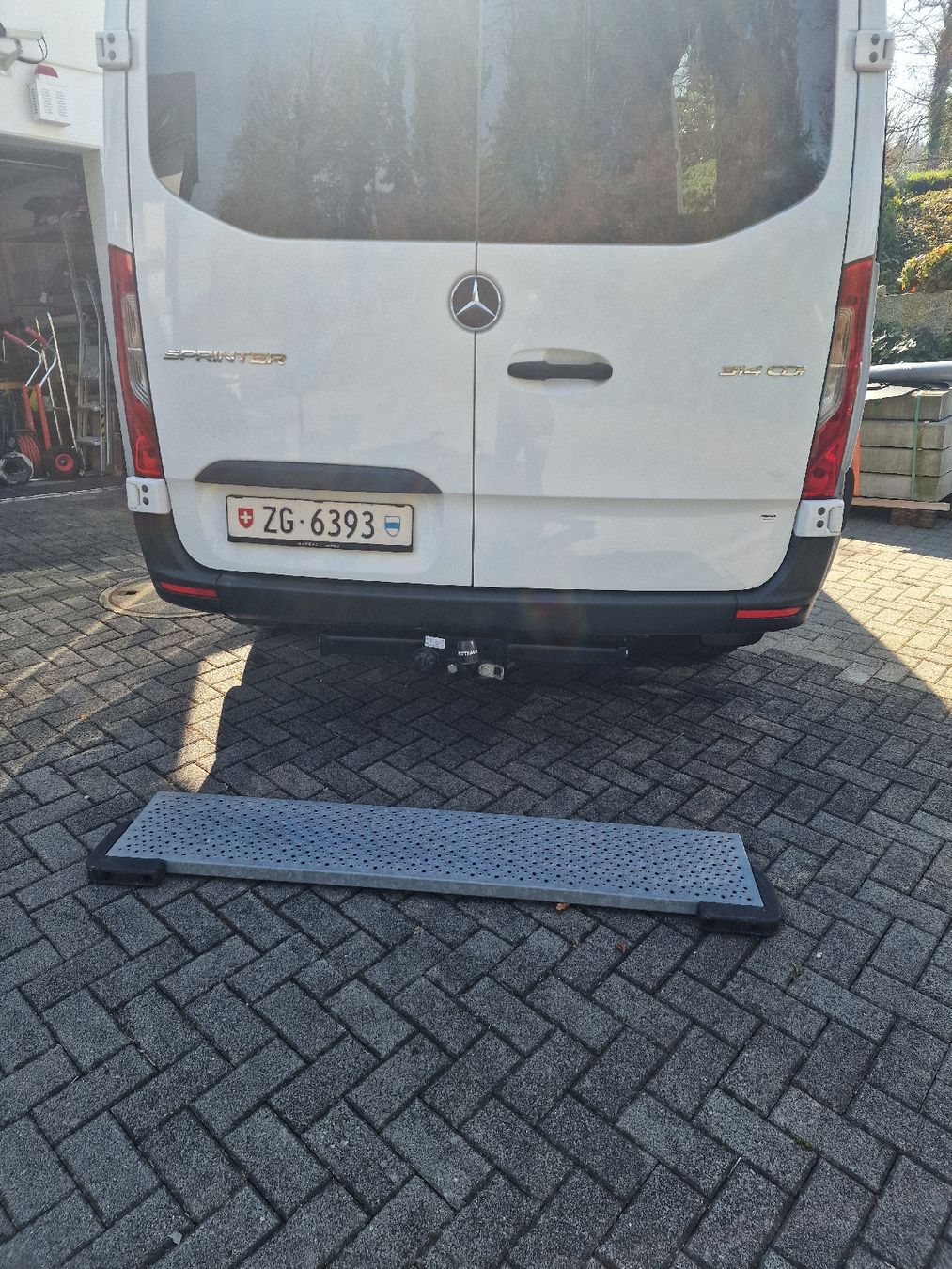 Mercedes-Benz Veicoli commerciali: Mercedes Sprinter Neuwertig – Usato da Rotkreuz venduto da mech-tech 4