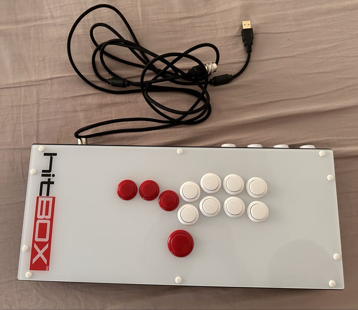 Controller: Hit Box Arcade Stick Controller Weiss/Rot inkl. Tasche - Top – Nuovo (secondo la descrizione) da Bern venduto da Che.21 1