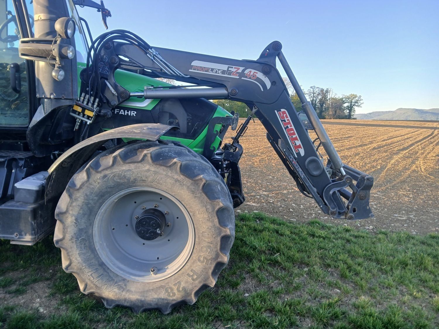 Trattori: Deutz Fahr Agrotron 6160.4 mit Frontlader – Usato da Wilchingen venduto da farmer6599 5