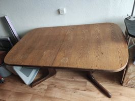 Holztisch
