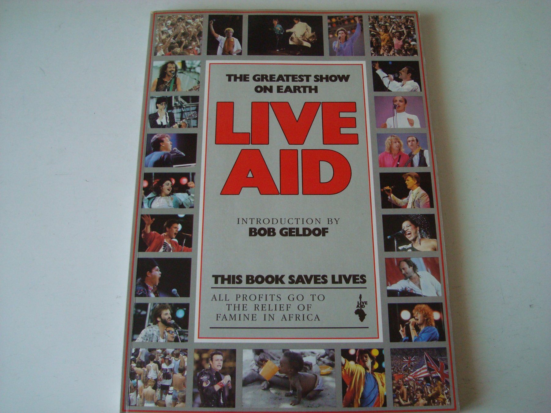 Livres: LIVE AID BUCH – D'occasion à Scherz par 5246