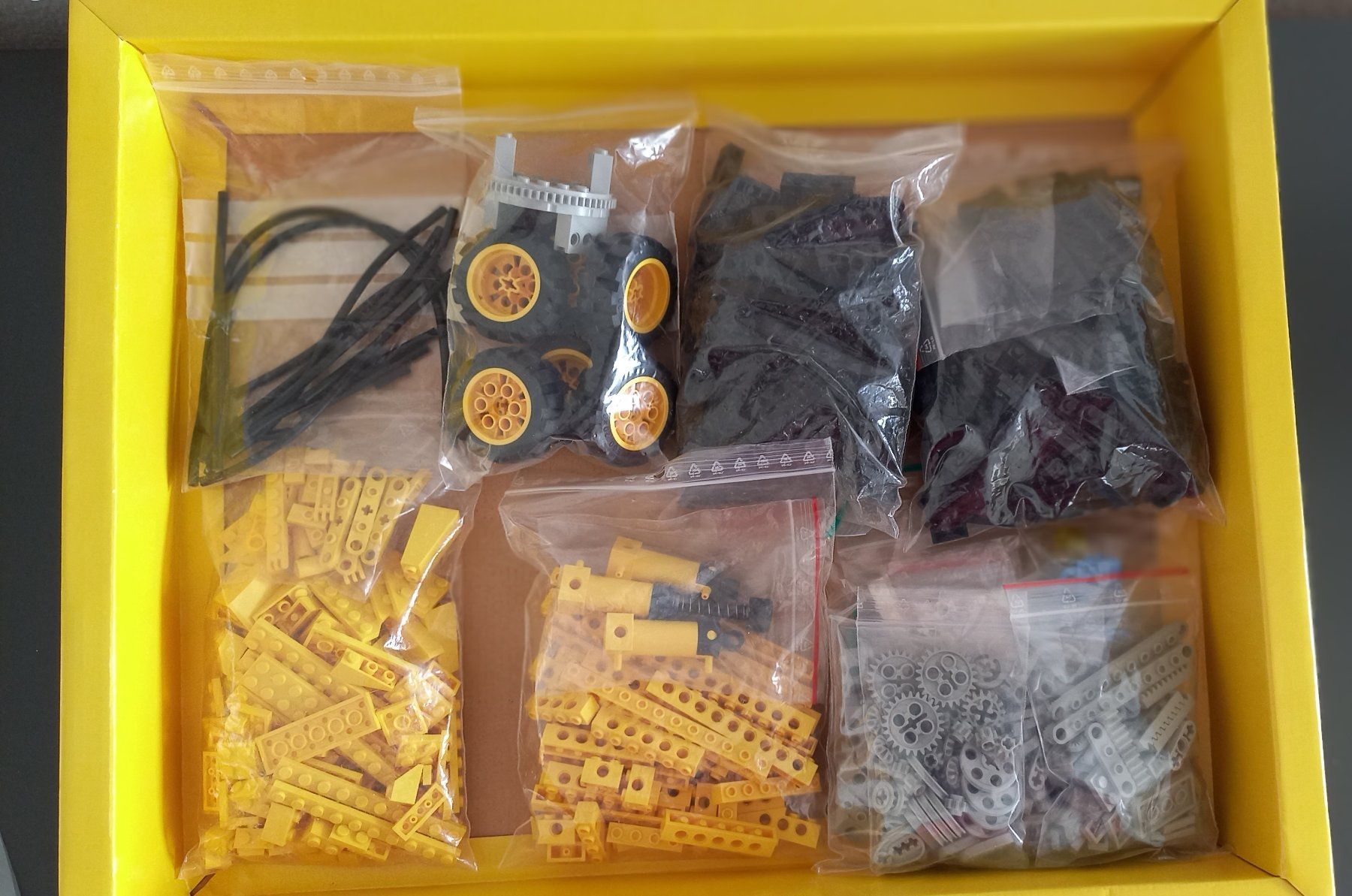 Lego Kit di costruzioni: Lego Technic 8438 – Usato da Emmenbrücke venduto da poros221 1